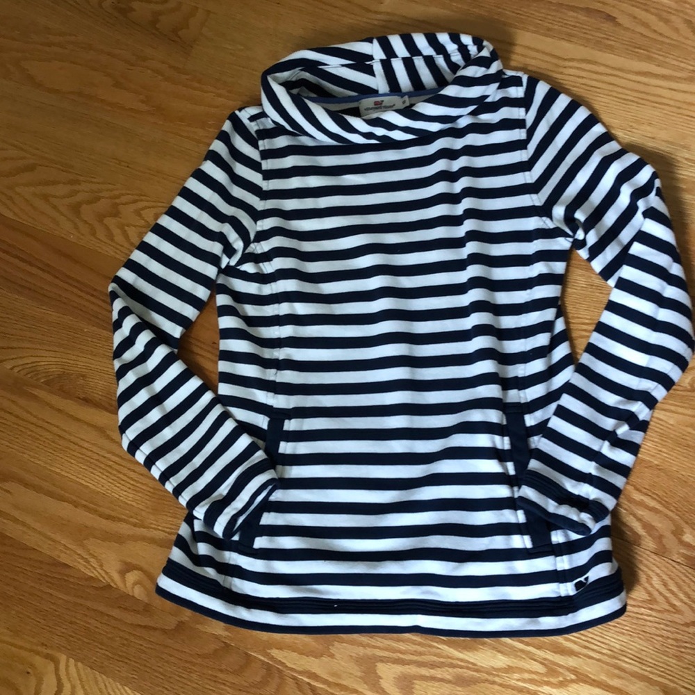 Vineyard Vines women’s roll neck top size XS